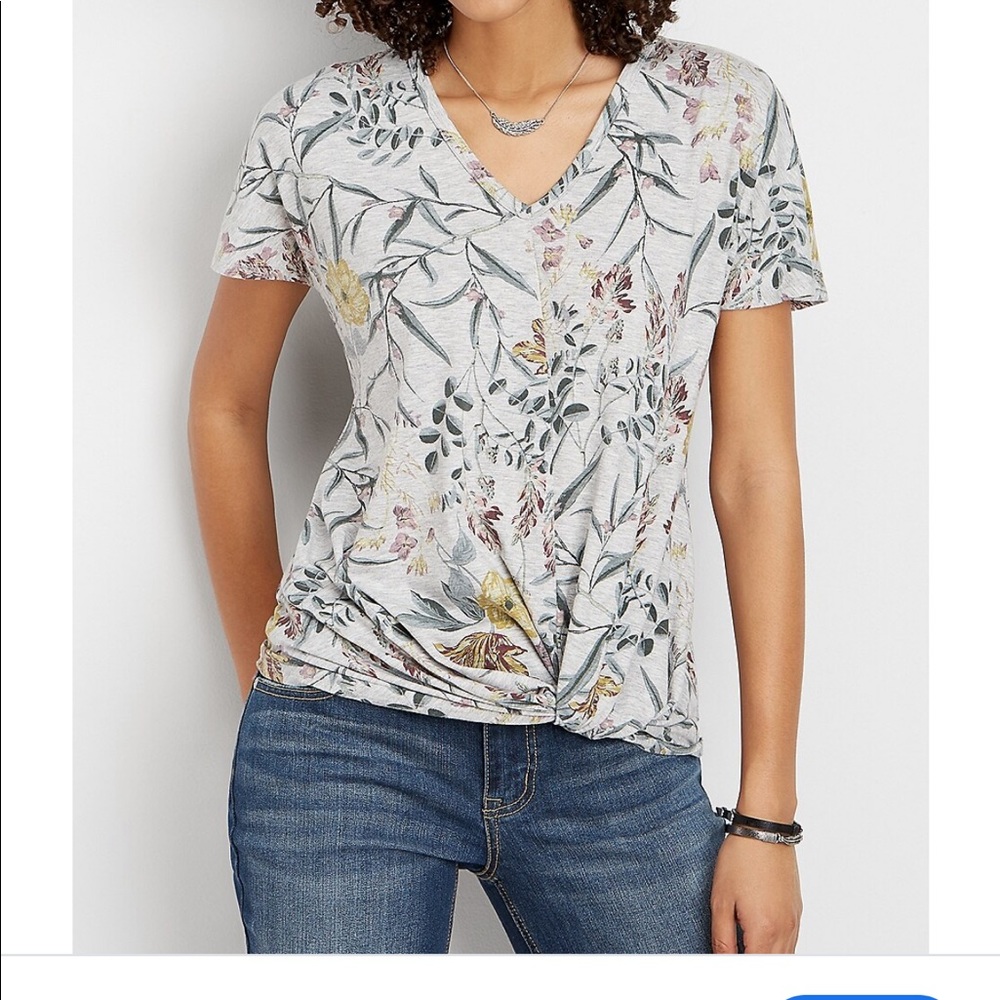 Mauricies flowered knot tee